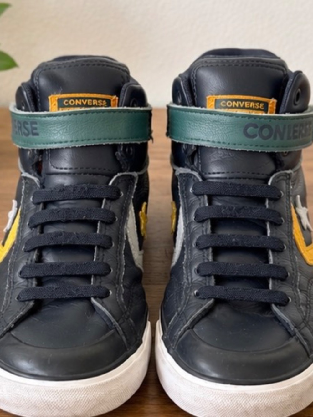 Converse Kids navy blue High-Top Sneakers with Green Strap and Yellow Star